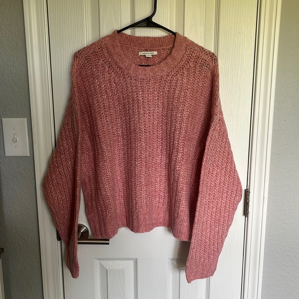 New American Eagle Size Medium Pink Knit Sweater